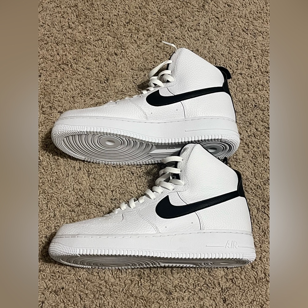 Nike Air Force 1